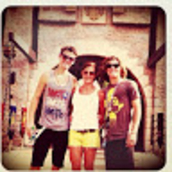 Meet your Posher, Paige - Picture 1 of 1